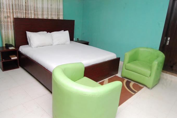 Scrolab Executive Hotels Ibadan Ngoại thất bức ảnh