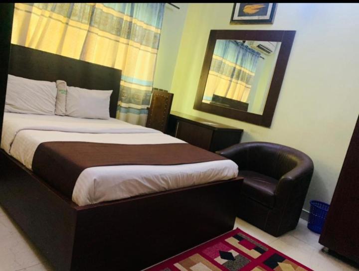 Scrolab Executive Hotels Ibadan Ngoại thất bức ảnh